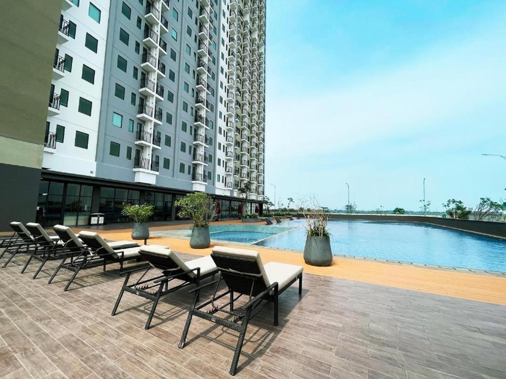 Osaka Riverview Apartman Tangerang Kültér fotó